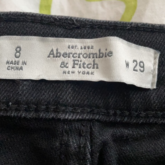 Abercrombie black denim shorts - Picture 3 of 3